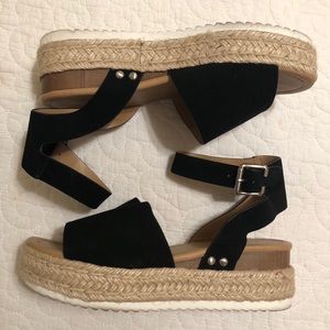 Black Flatform Espadrilles